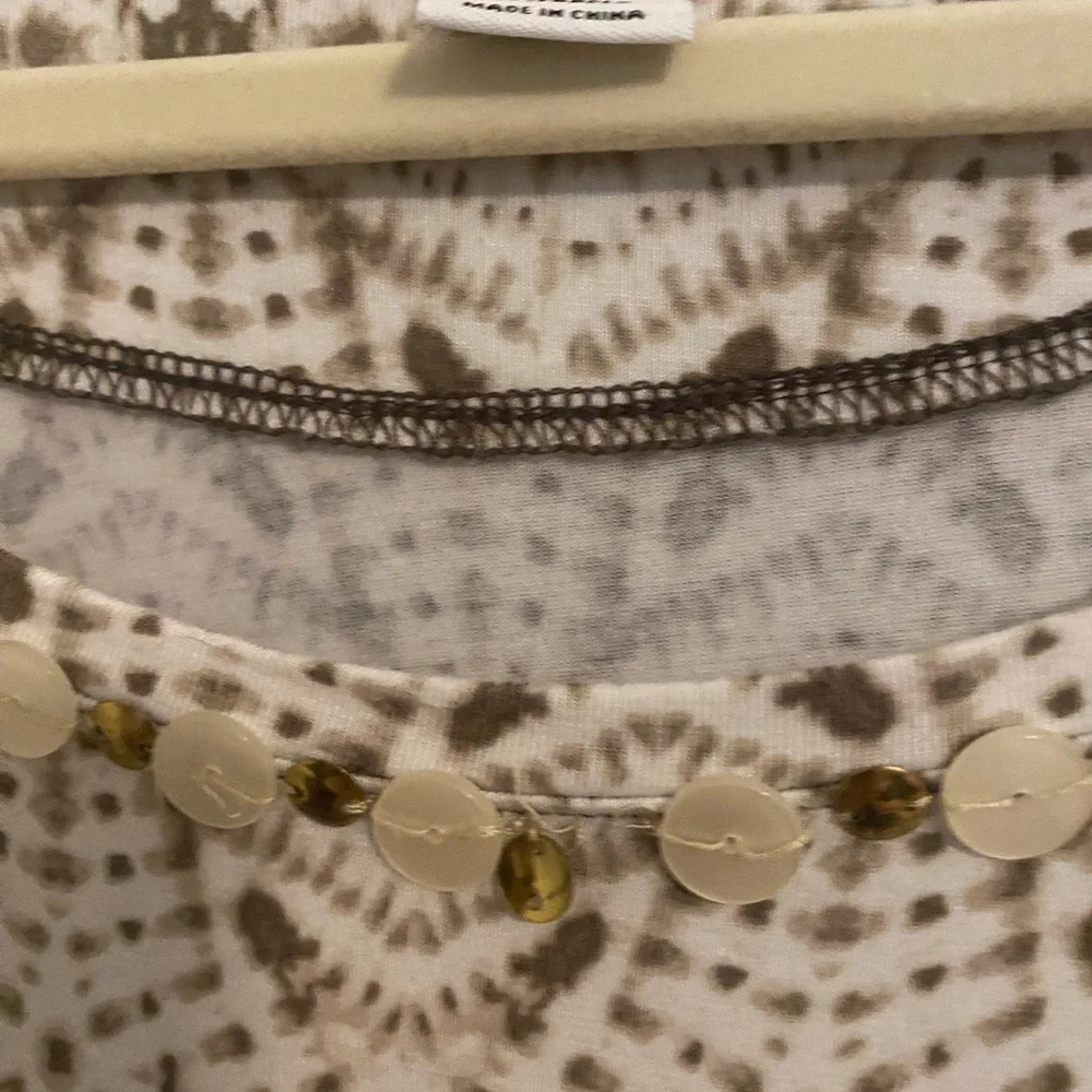 Ruby Rd. Beige and Brown Patterned Top - Picture 6 of 8